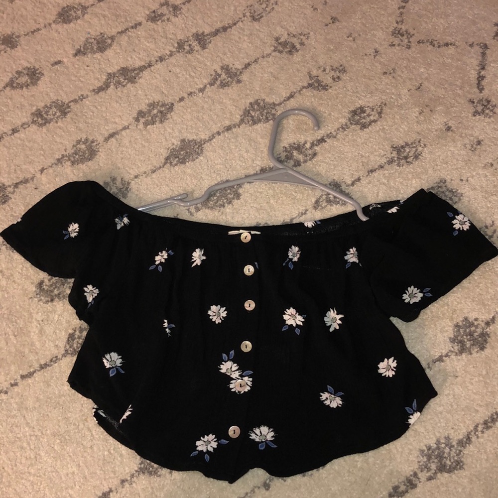 Off the shoulder floral crop top